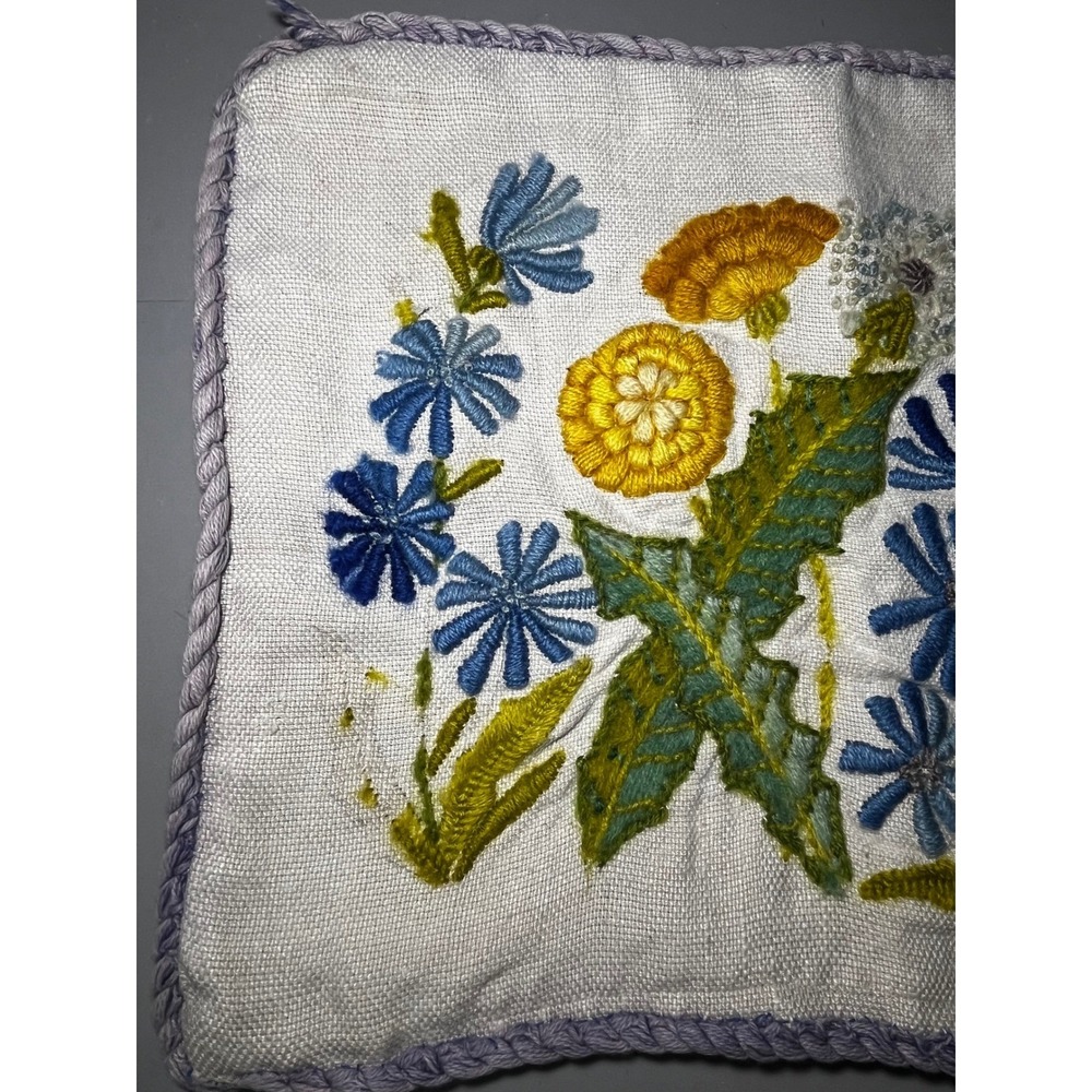 Vintage Hand Embroidered Floral Linen Pillow Cover Dandelion Wildflower 18x13" - Picture 5 of 8